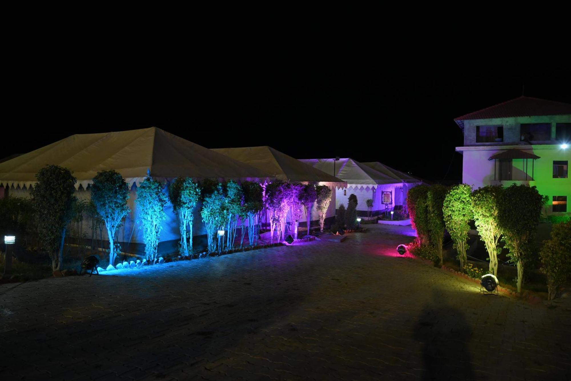 Orchha Club And Resort - Ocr Exteriér fotografie