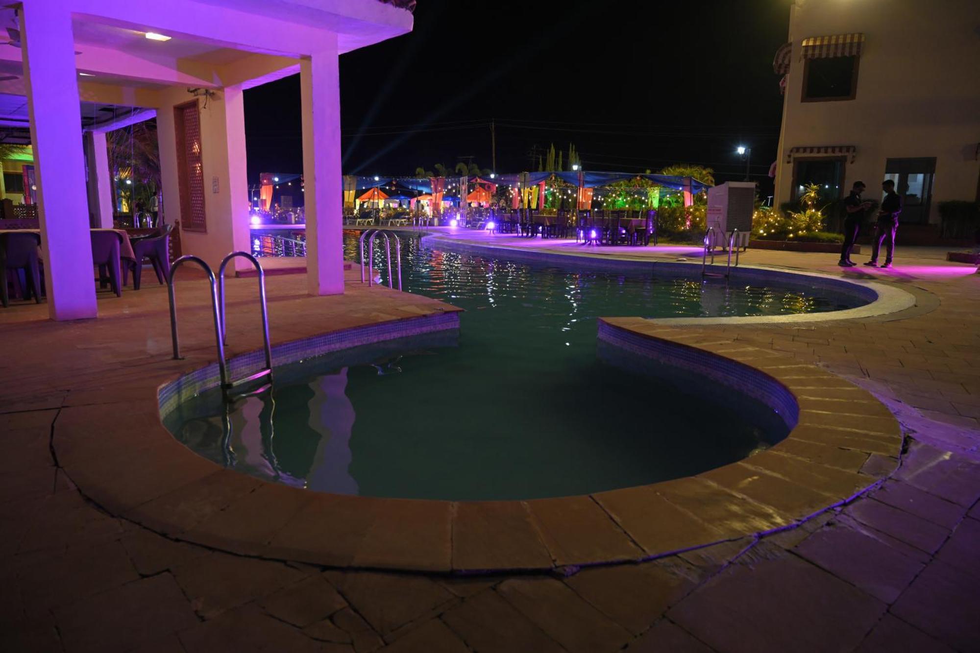 Orchha Club And Resort - Ocr Exteriér fotografie