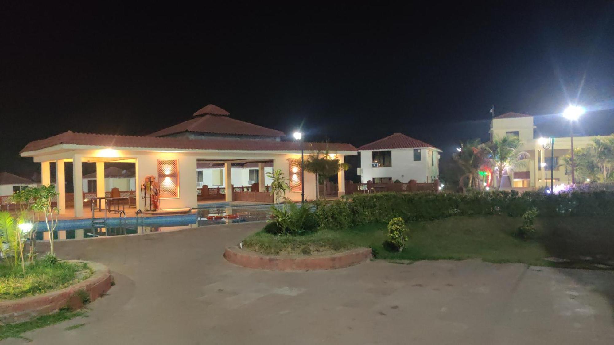 Orchha Club And Resort - Ocr Exteriér fotografie