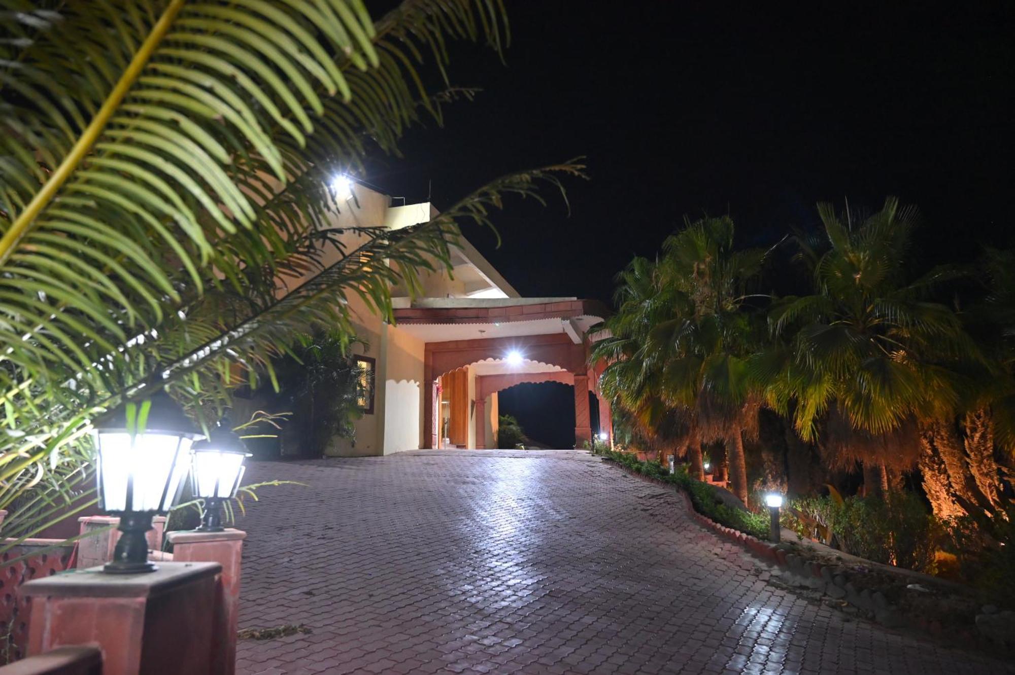 Orchha Club And Resort - Ocr Exteriér fotografie